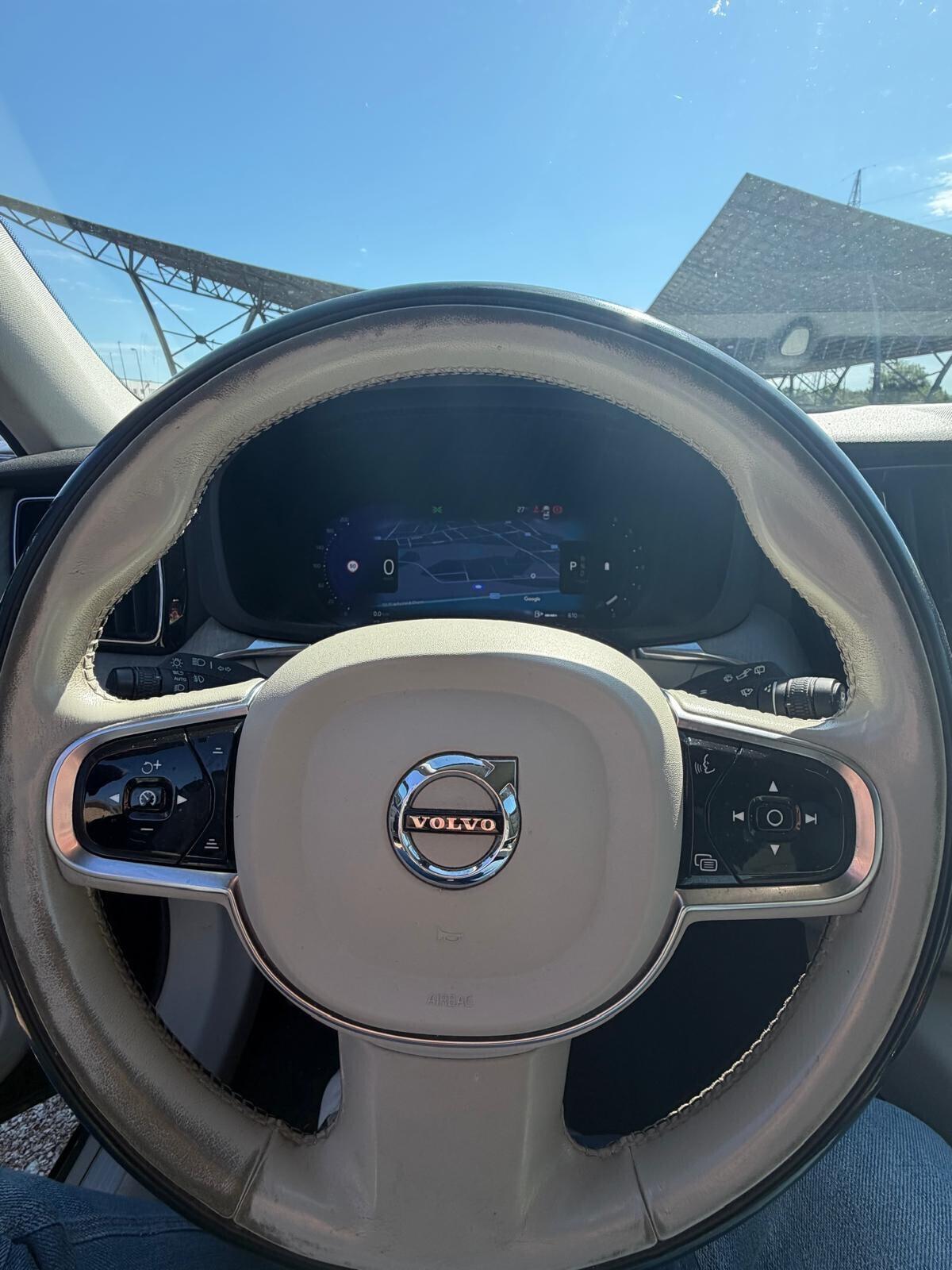 Volvo XC 60 XC60 B4 (d) AWD automatico Ultimate Dark N1 (AUTOCARRO)
