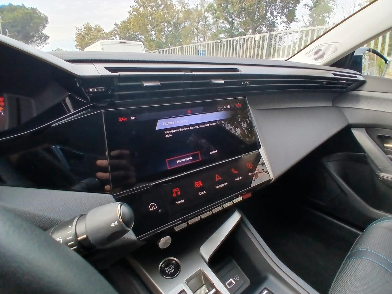Peugeot 408 Hybrid 145 e-DCS6 Allure