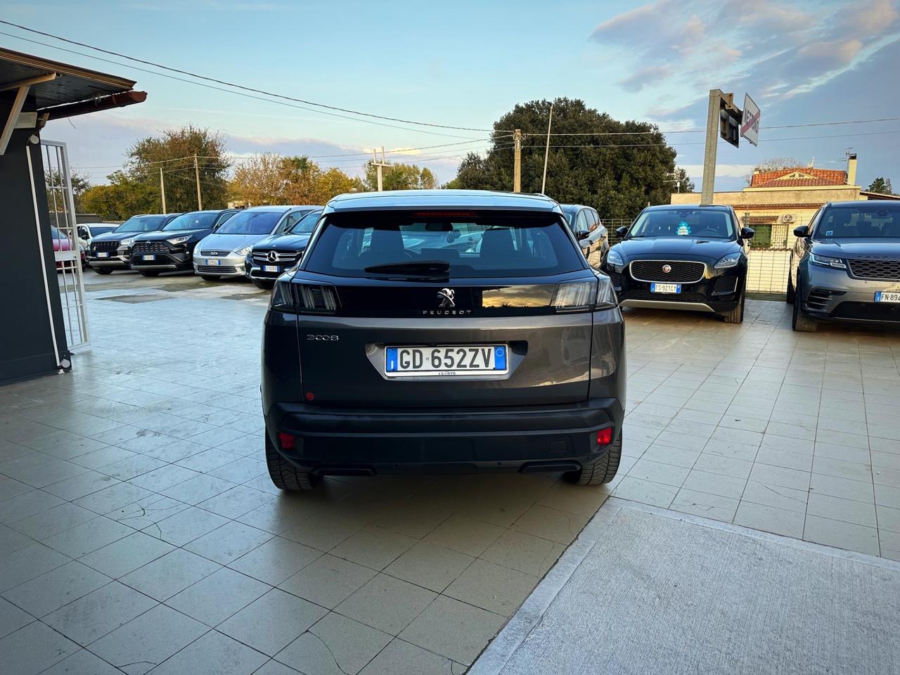 Peugeot 3008 BlueHDi 130 S&S EAT8 Allure