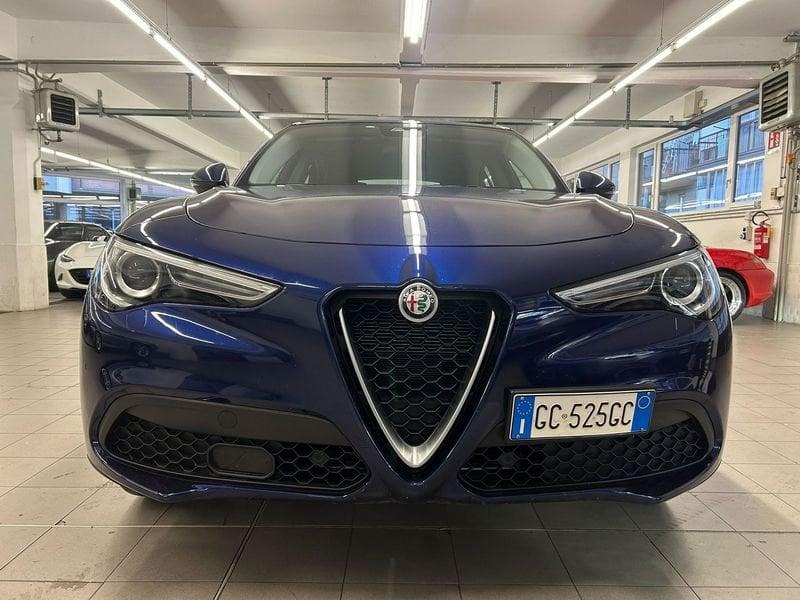 Alfa Romeo Stelvio 2.2 Turbodiesel 160 CV AT8 RWD