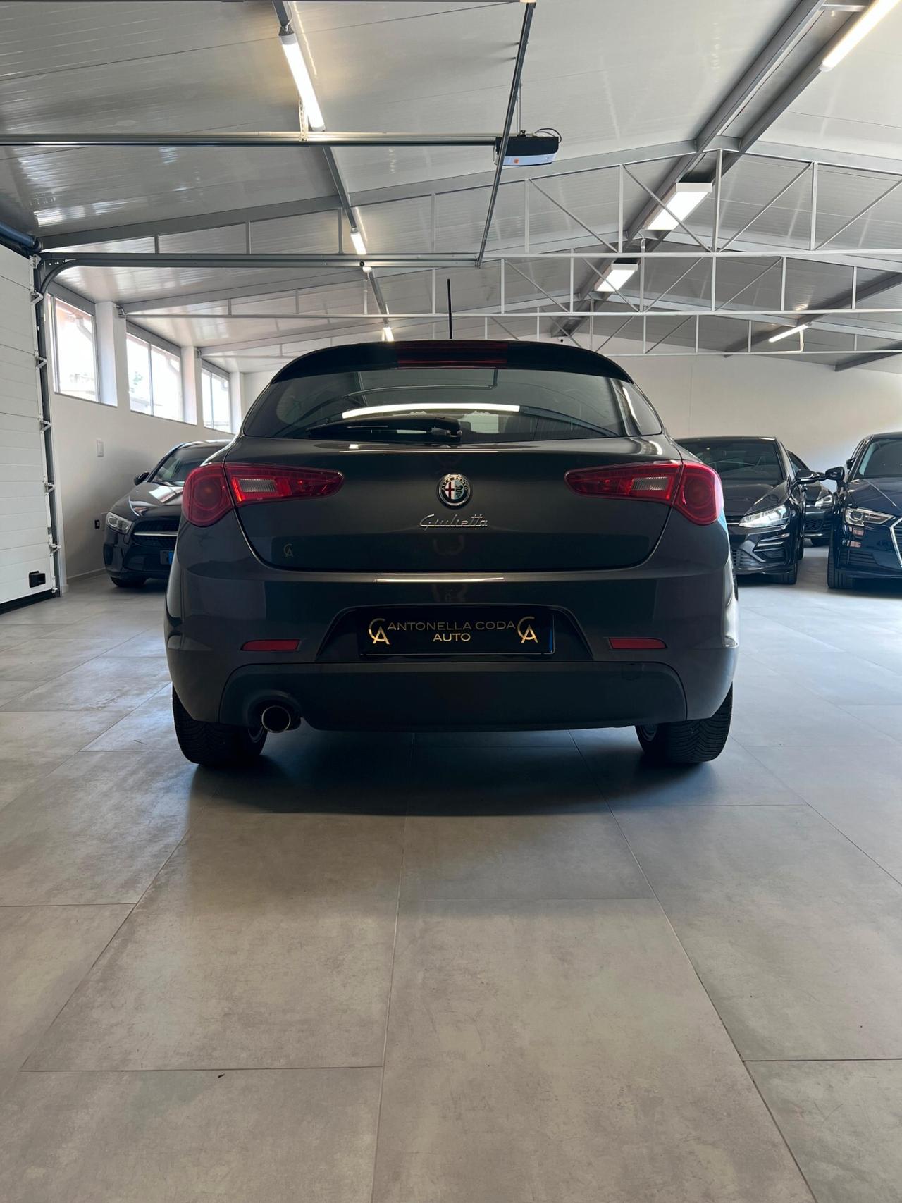 Alfa Romeo Giulietta 1.6 JTDm-2 120 CV Distinctive