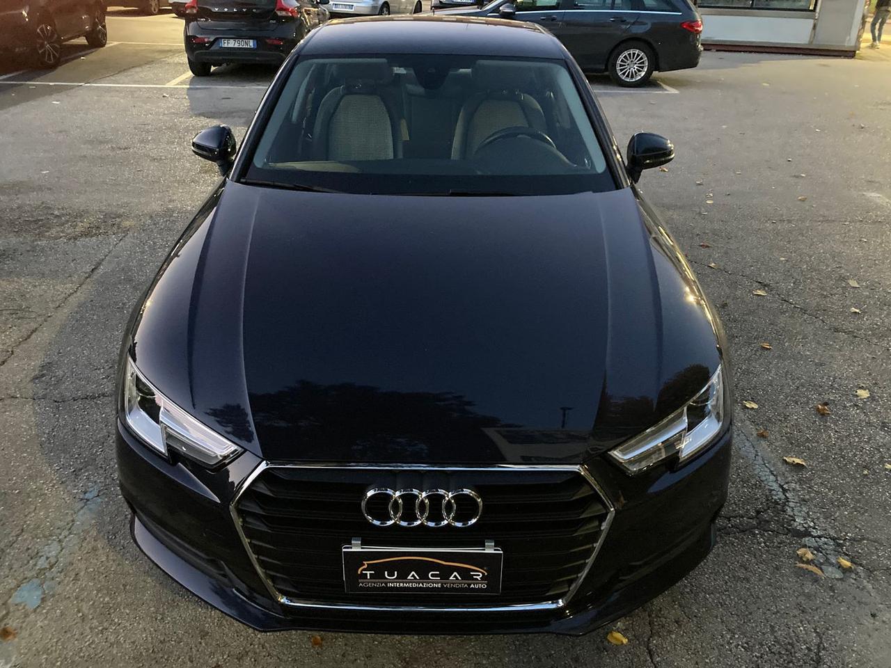 Audi A4 2.0 35 TDI Business #7324