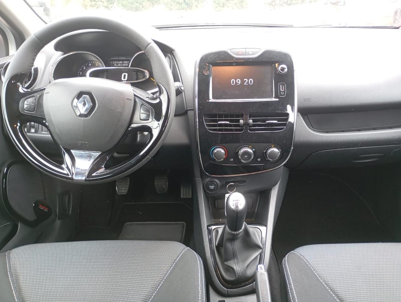 Renault Clio 1.5 dCi 8V 75CV 5 porte Costume National