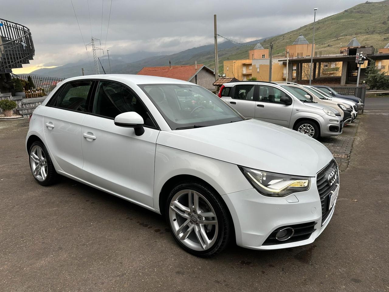 Audi A1 SPB 1.6 TDI S line edition plus