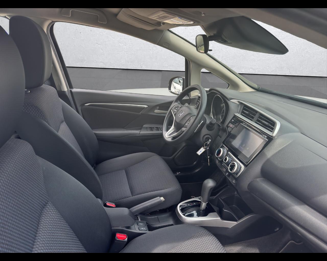 HONDA Jazz 3ª serie 15-20 - Jazz 1.3 Comfort Connect ADAS CVT