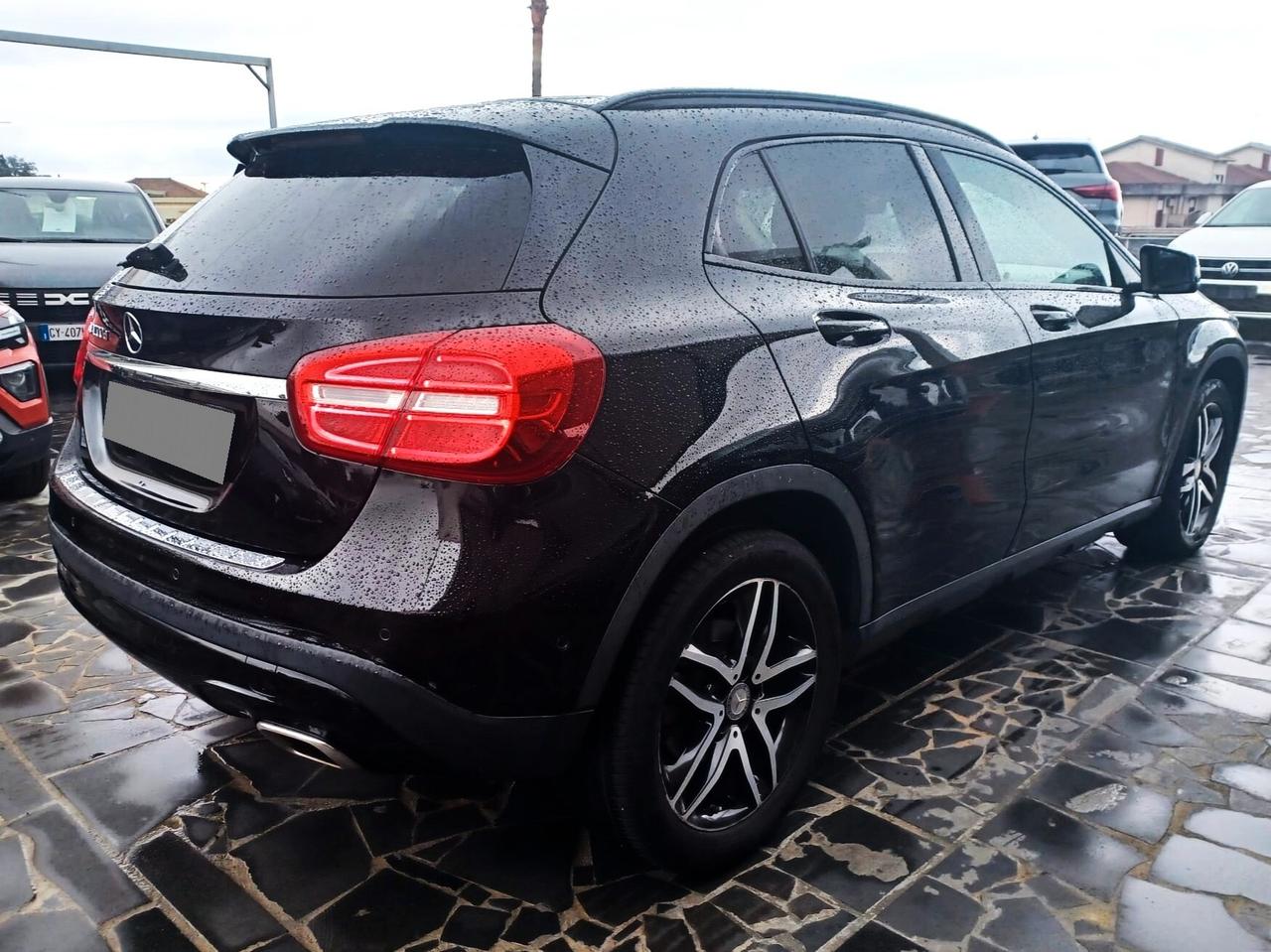 Mercedes-benz GLA 200 d Automatic Premium