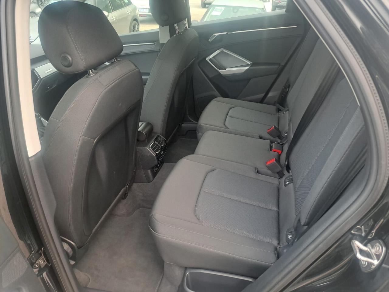 AUDI Q3 SPB 2.0 TDI 150 CV BUSINESS S-TRONIC