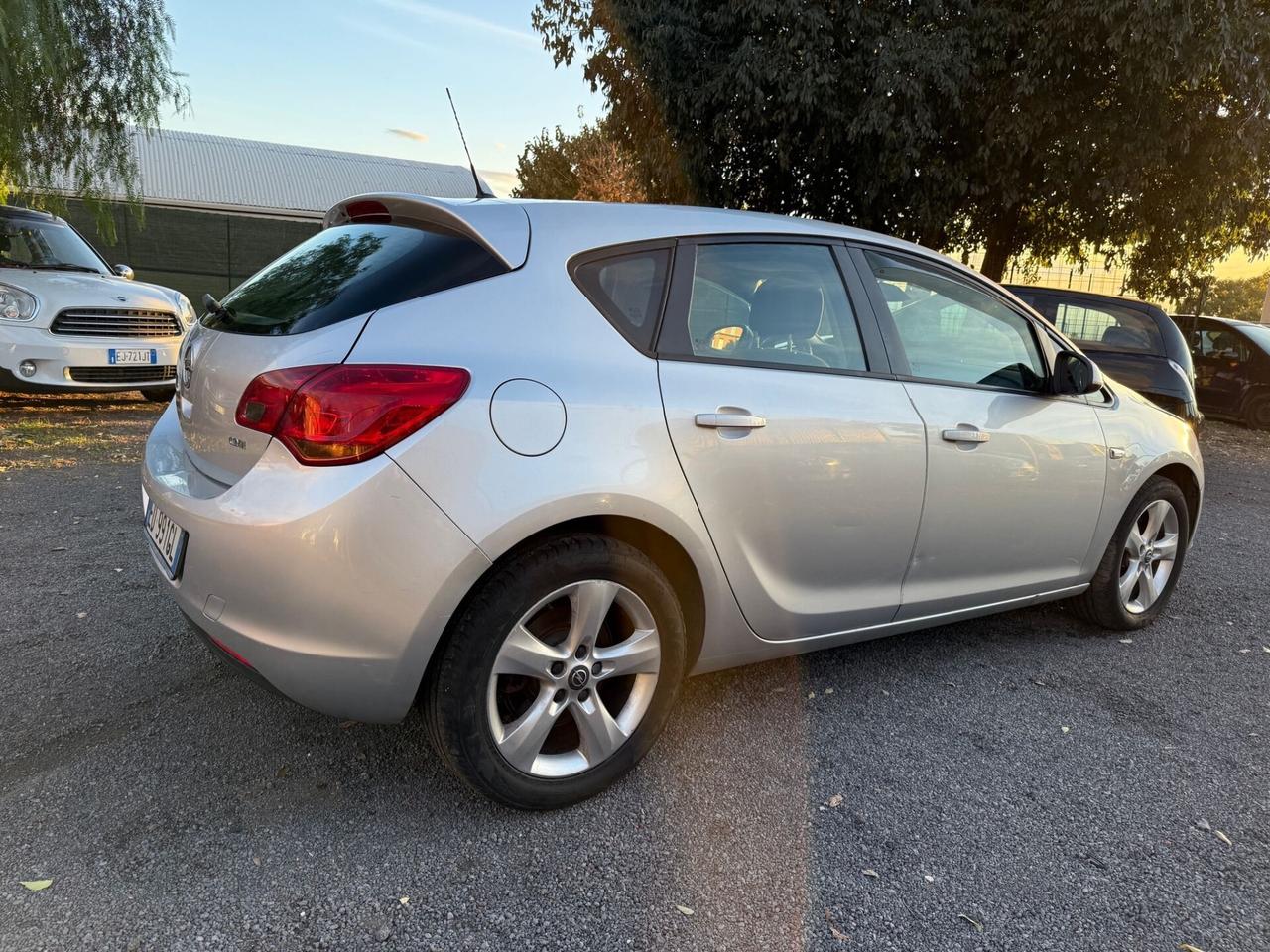 Opel Astra versione cosmo