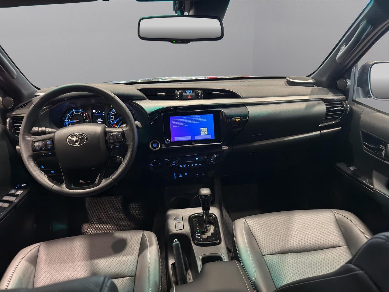 Toyota Hilux - MY25 Double Cab Invincible 48V