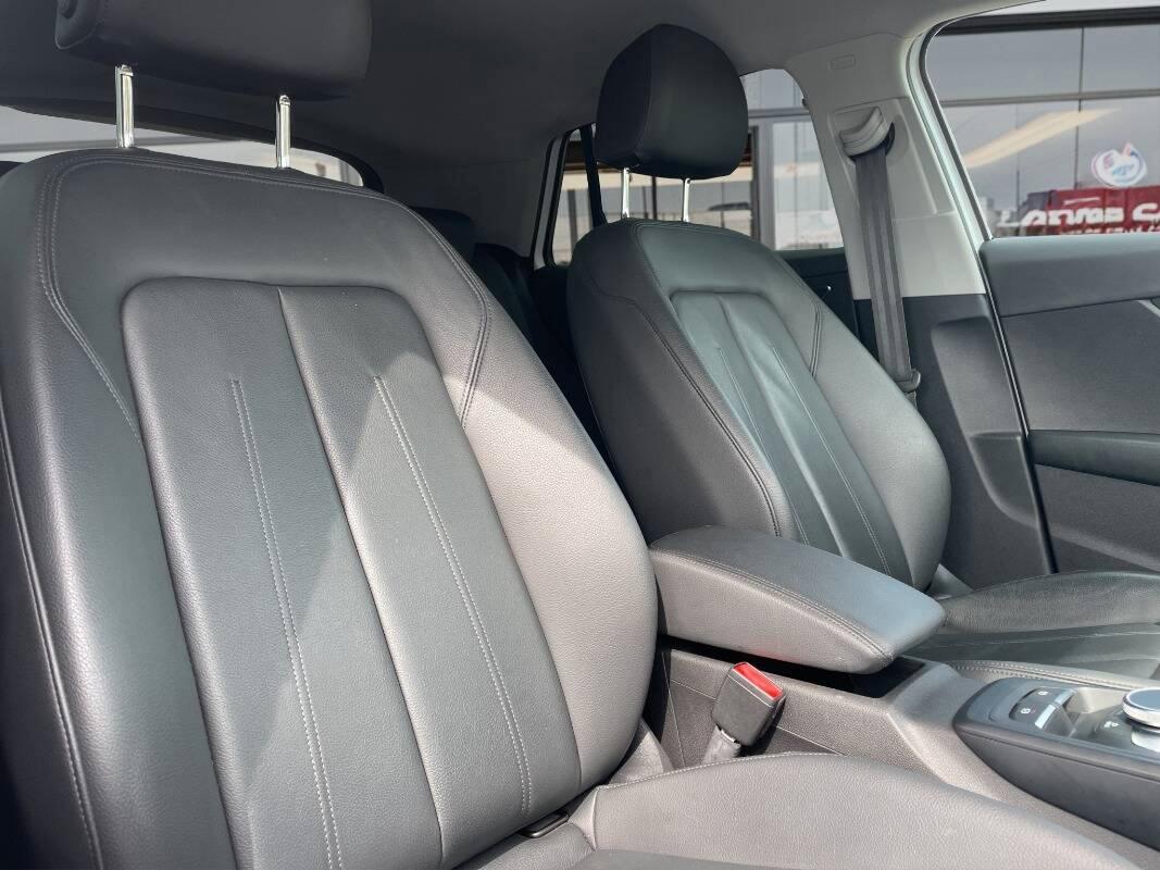 Audi Q2 30 2.0 tdi Admired AUTOMATICA E CARPLAY