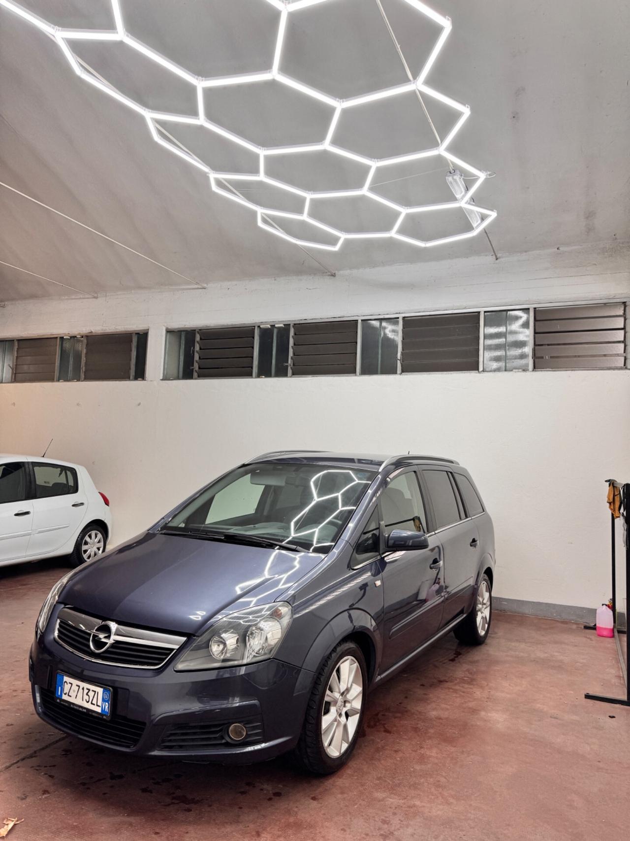 Opel Zafira 1.9 CDTI 120CV Cosmo 7 Posti