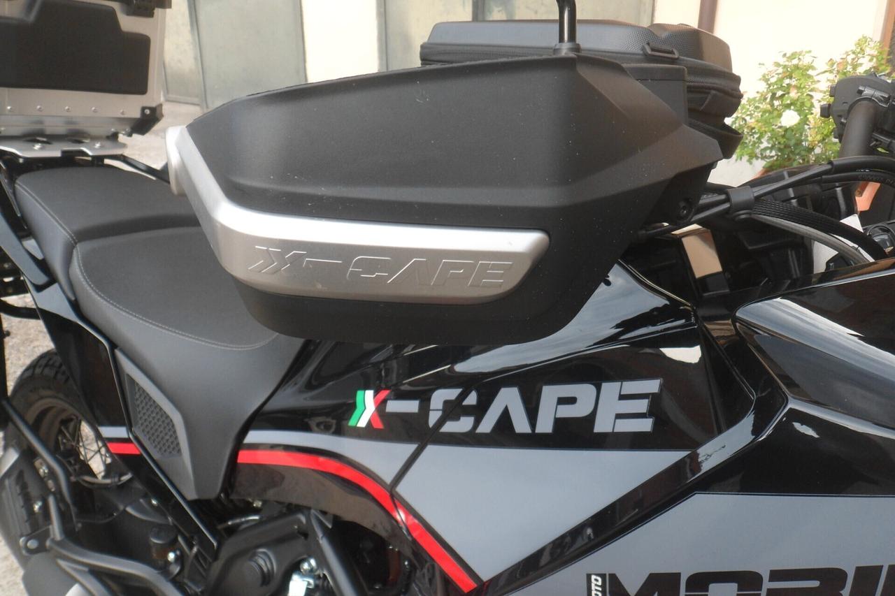 Moto Morini X-Cape 649 adventouring