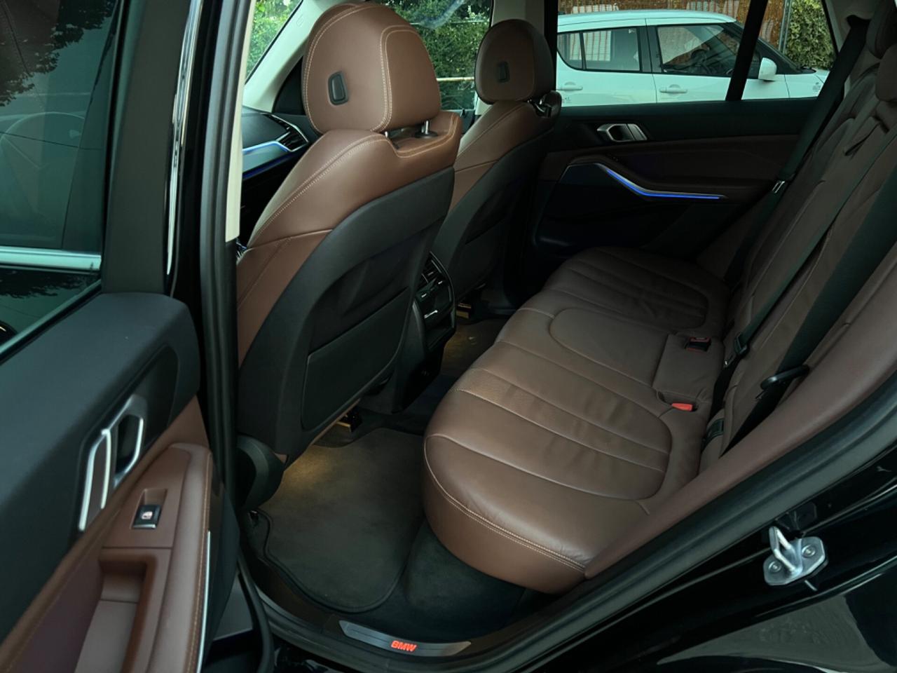 Bmw X5 xDrive30d Msport Carbon Maxton design