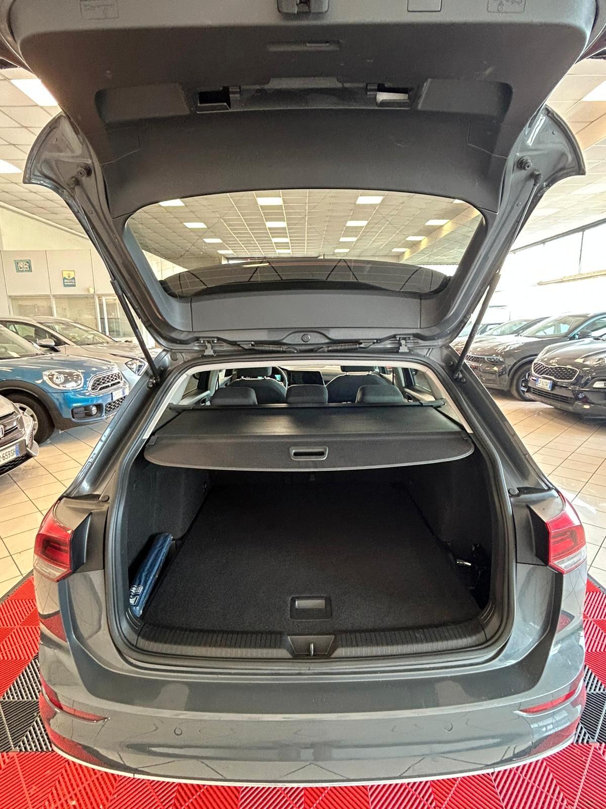 Volkswagen Golf Variant 2.0 TDI SCR Style