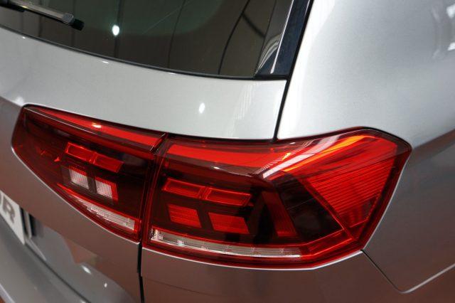 VOLKSWAGEN Passat Variant 2.0 TDI SCR EVO DSG Executive Certificata
