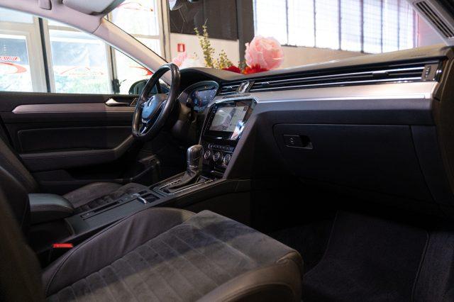 VOLKSWAGEN Passat Business Variant 2.0 BiTDI 4MOTION DSG.240CV.4X4