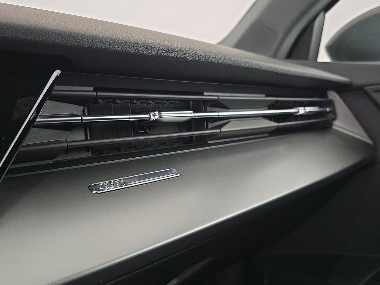 Audi A3 sportback 30 2.0 tdi s line edition s-tronic