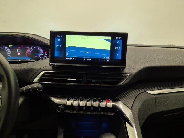 PEUGEOT 3008 PureTech Turbo 130 S&S Allure Pack N1 Autocarro