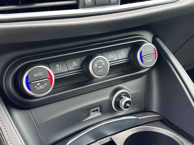 Alfa Romeo Stelvio 2.2 Turbo Business RWD AT8
