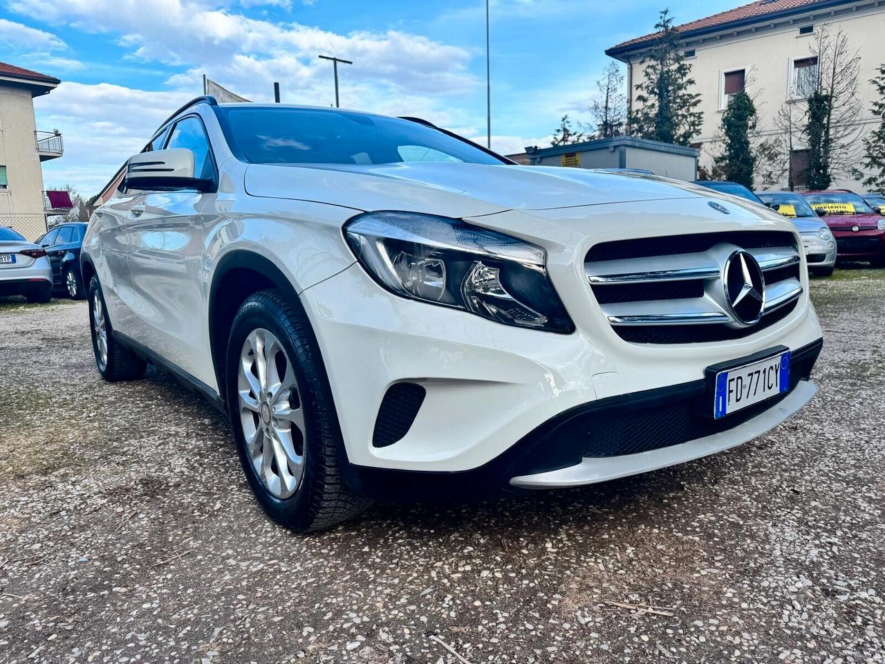 Mercedes-benz GLA 180 GLA 180 d Automatic Premium