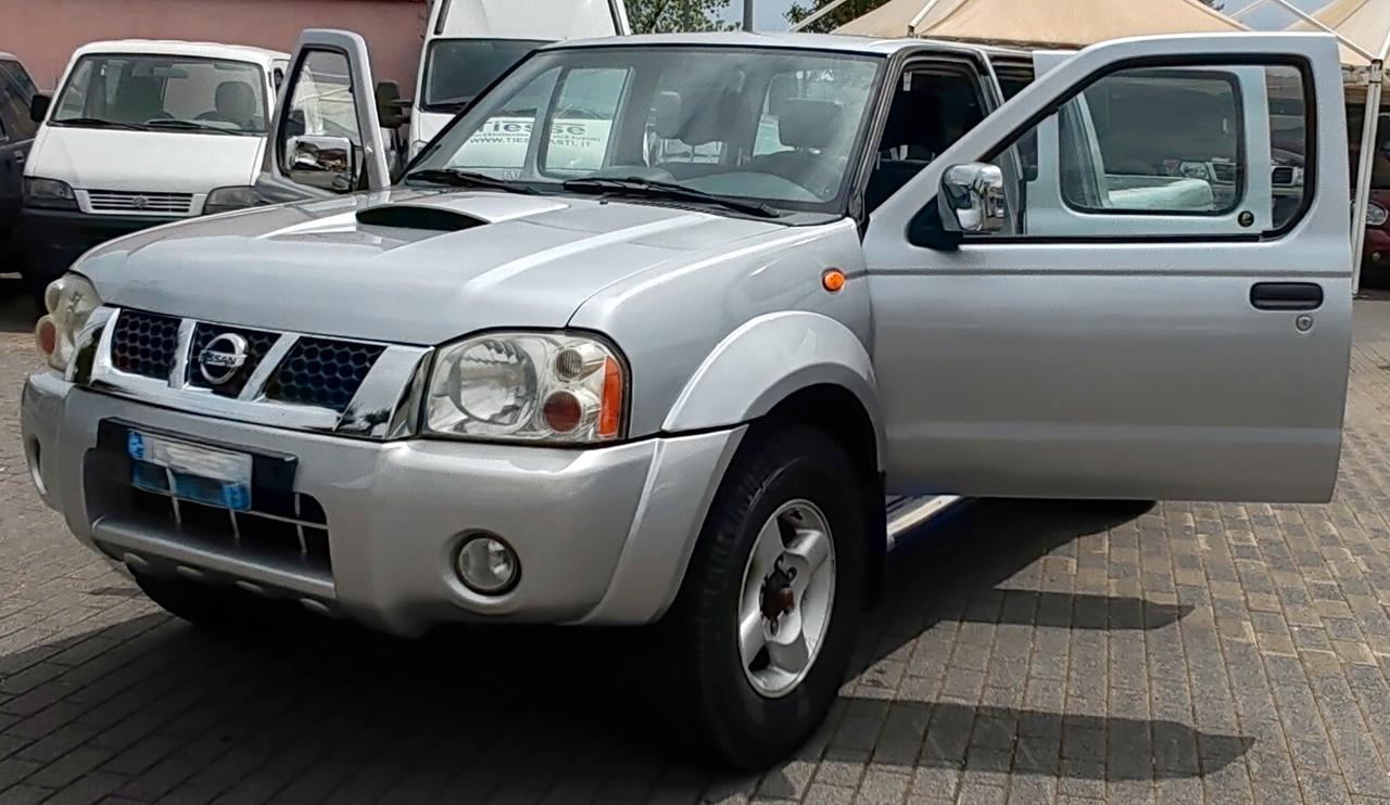 Nissan Navara Pick-up 2.5 TD 4 porte Double Cab