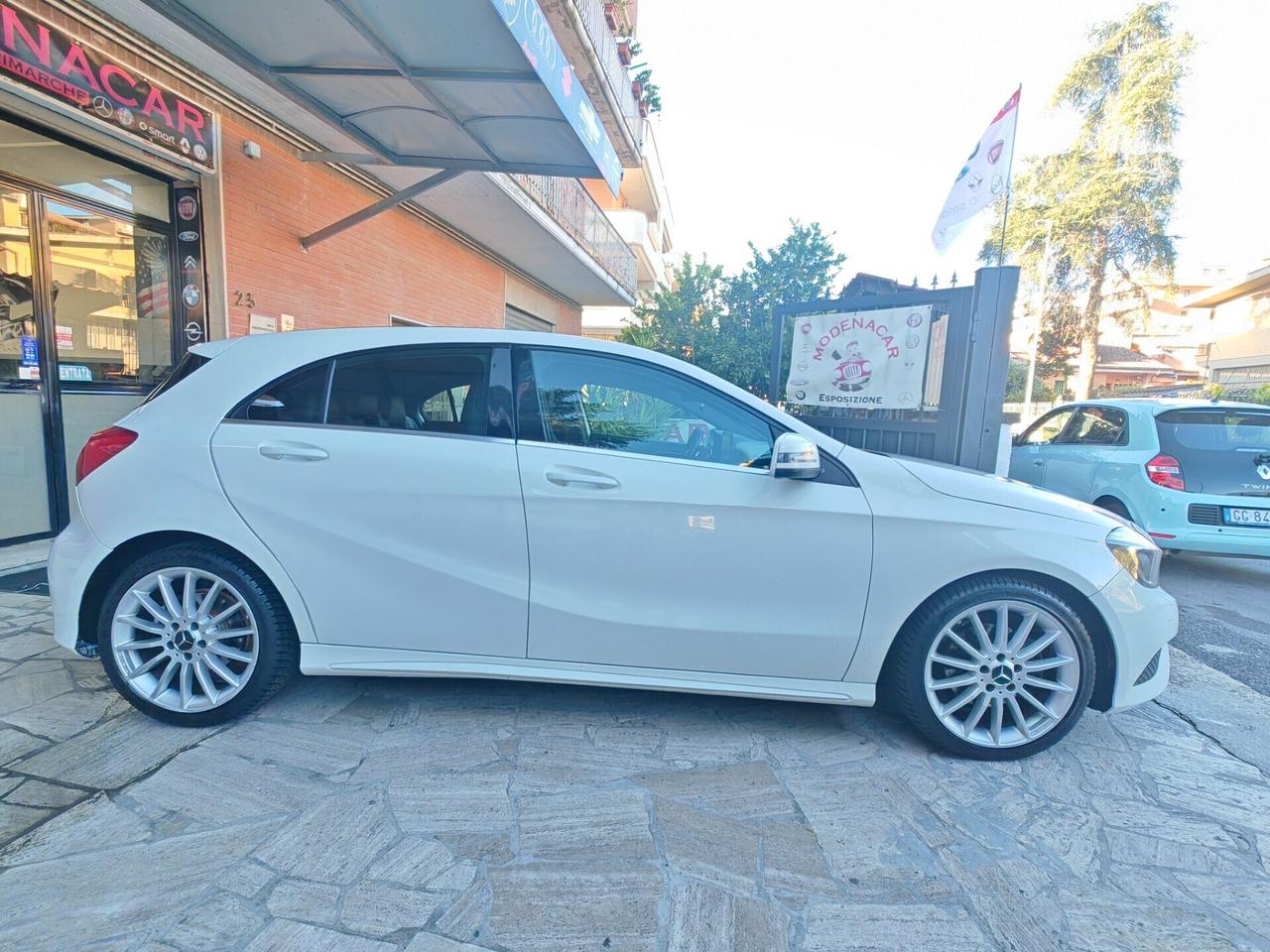 Mercedes-benz A 180 d Automatic Premium APPLE CARPLAY ANDROID AUTO