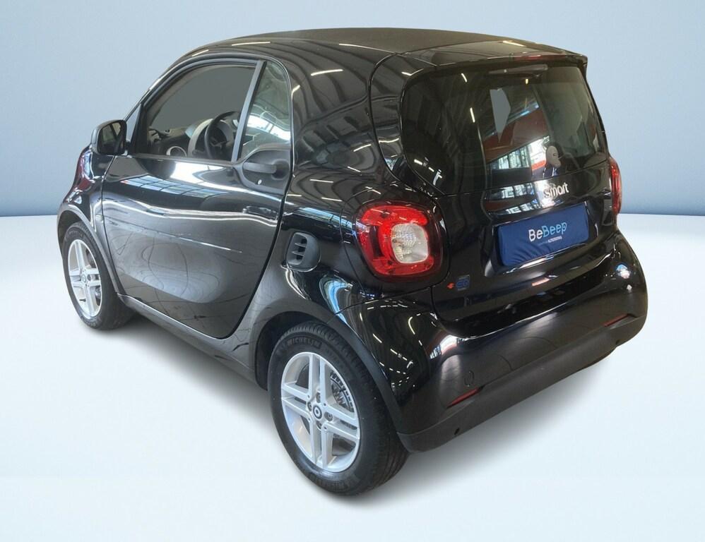 Smart fortwo EQ Pure