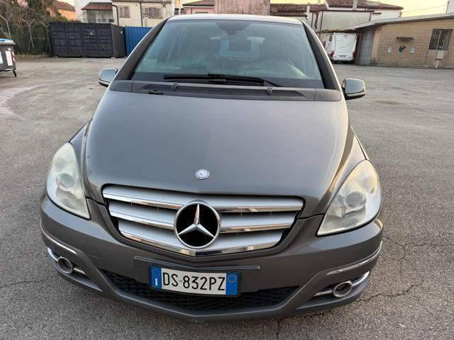 MERCEDES-BENZ B 180 CDI Chrome senza nessun lavoro da fare