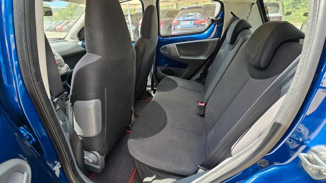 Toyota Aygo 1.0 12V VVT-i 5 porte Blue