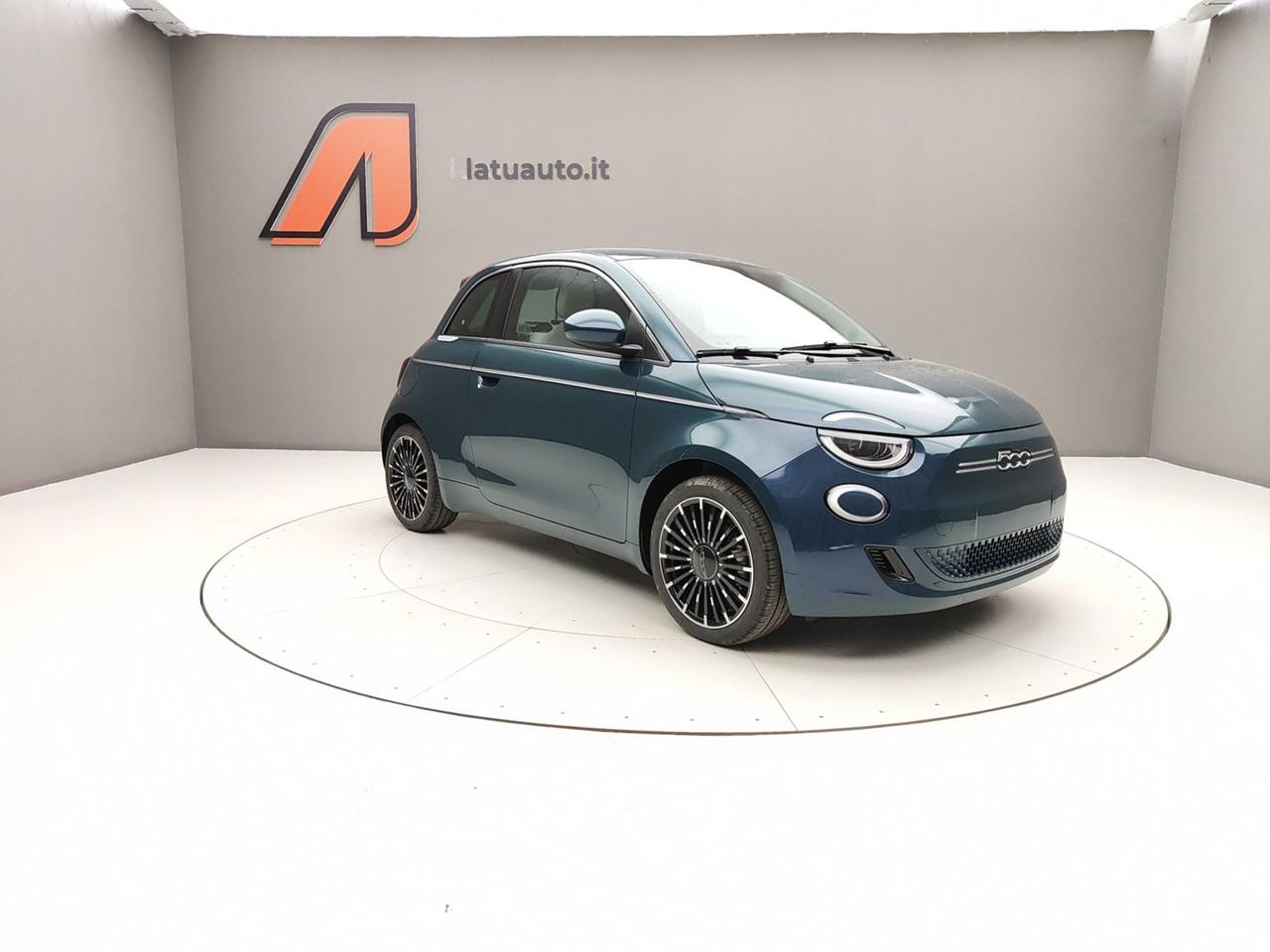 FIAT 500e 118CV 42KW LA PRIMA