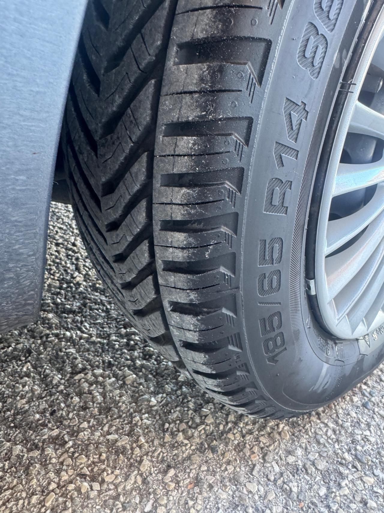 Lancia Ypsilon 1.4 Platino