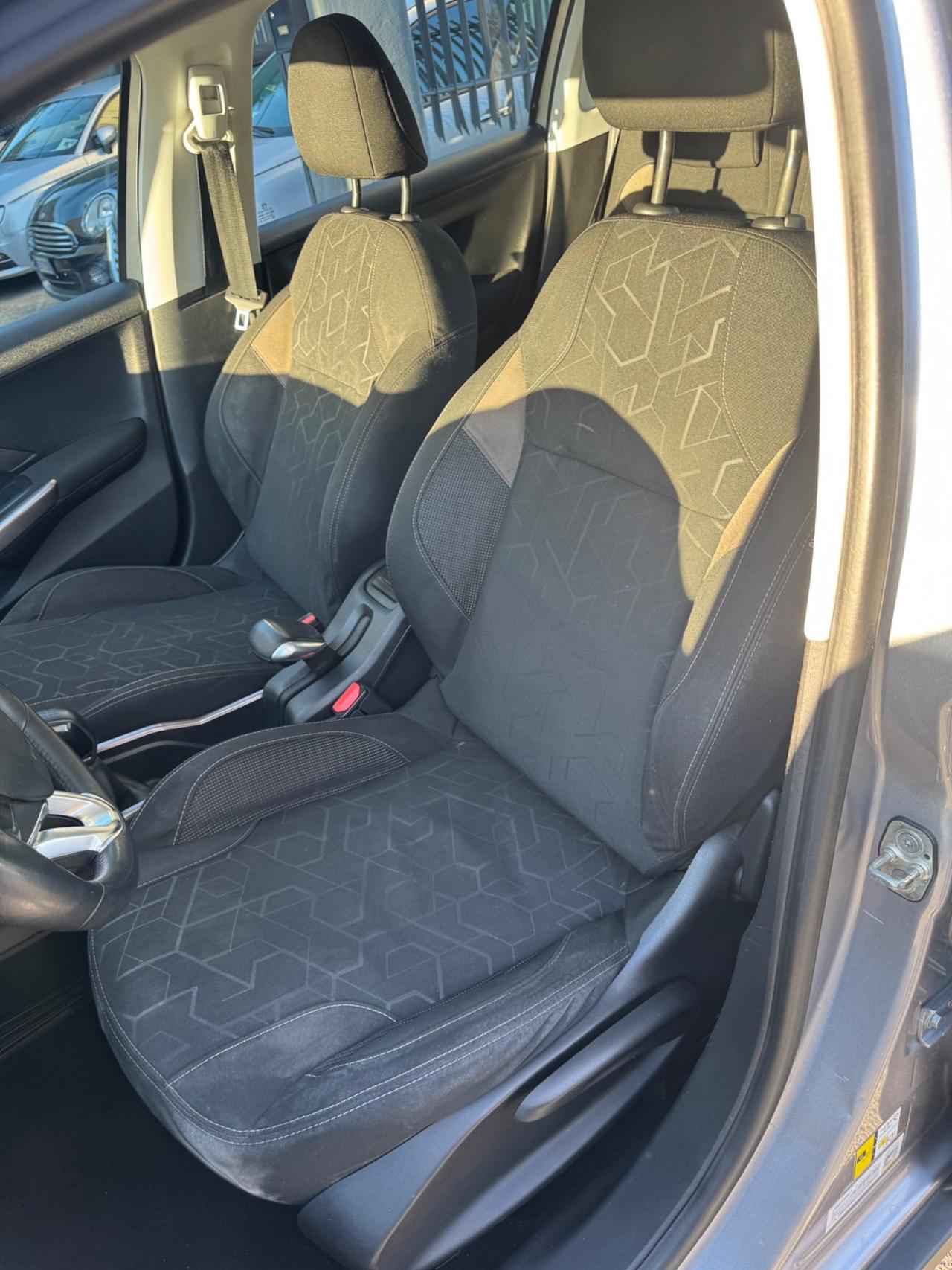 Peugeot 2008 benz euro6 1.2 82 cv