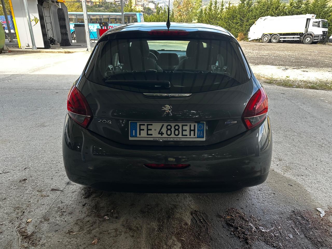 Peugeot 208 PureTech 82 5 porte Allure