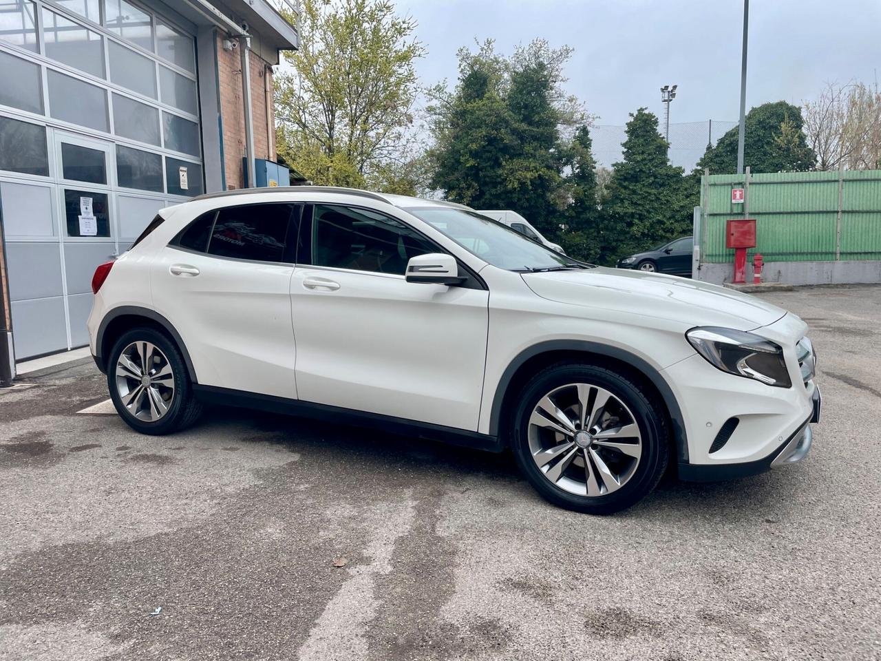 Mercedes-benz GLA 180 d Automatica- TUTTA TAGLIANDATA CON FATTURE