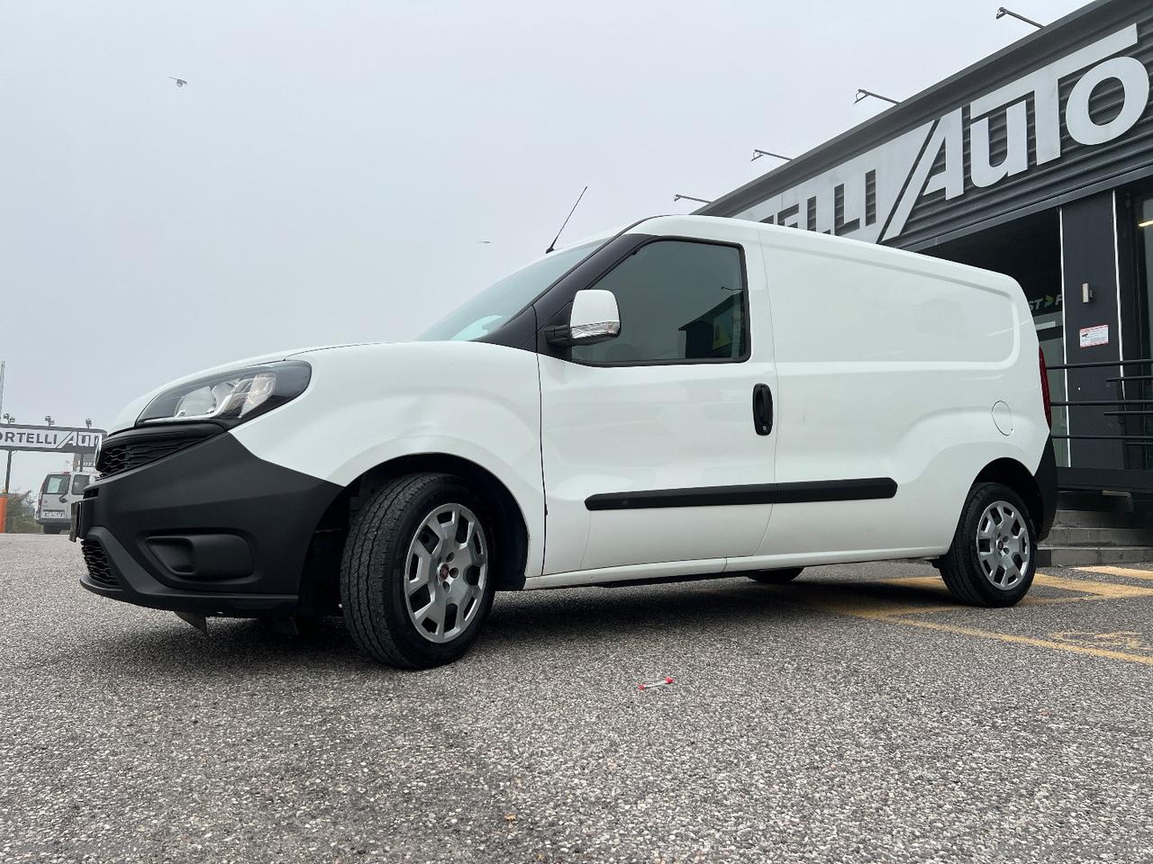 Doblò 1.6MJT 105 PL-TN Cargo Maxi Lam.SX