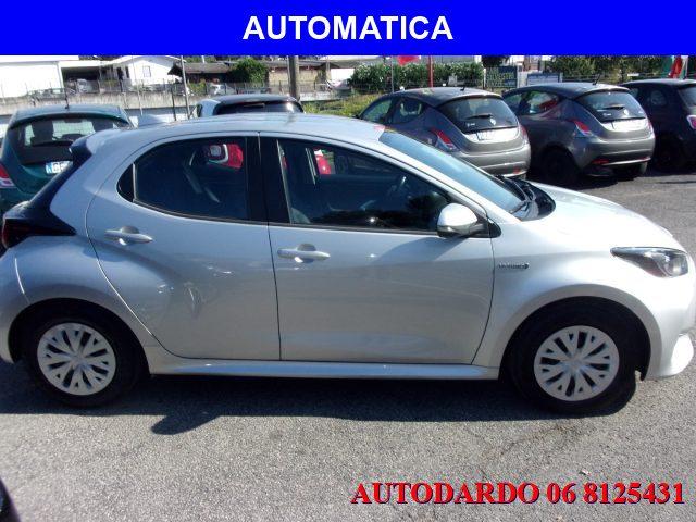 TOYOTA Yaris 1.5 Hybrid 5 porte Business