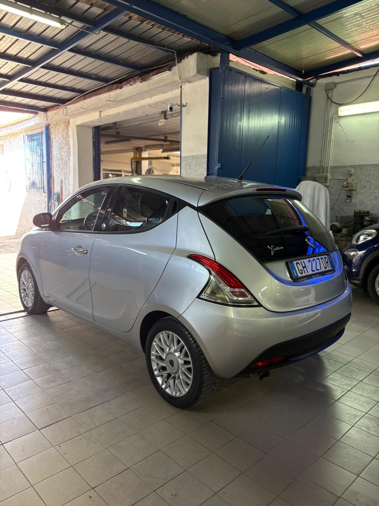 Lancia Ypsilon 1.2 GPL Ecochic 69cv