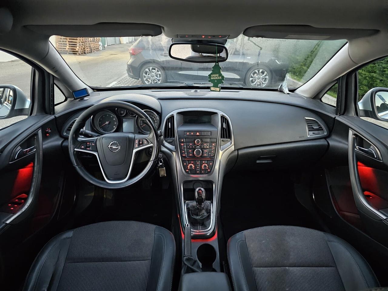 Opel Astra 1.4 benzina