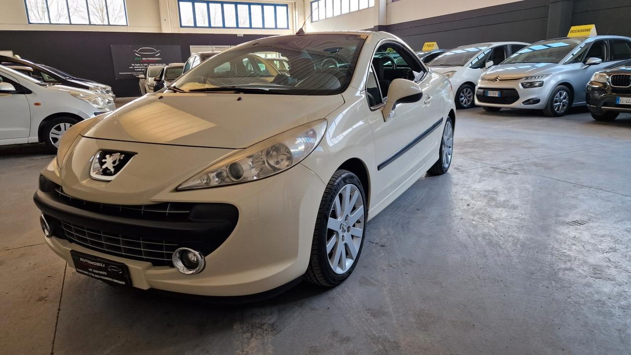 Peugeot 207 1.6 VTi 120CV CC Féline