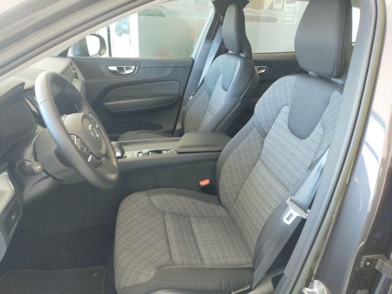 Volvo XC60 XC60 B4 (d) automatico Business