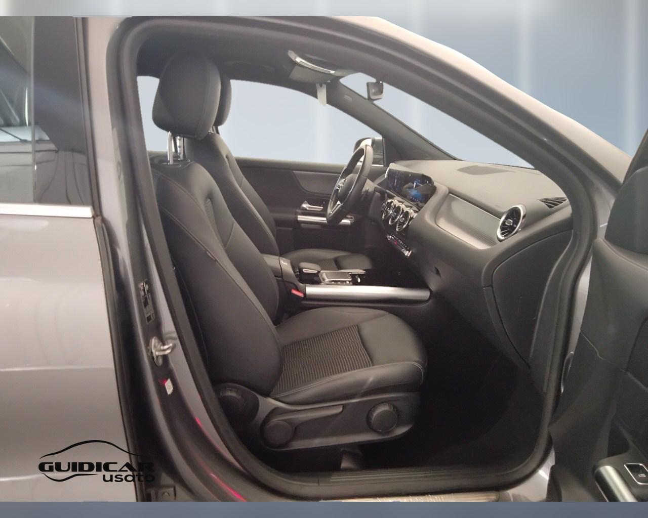 Mercedes-Benz GLA-H247 2020 - GLA 180 d Sport Plus auto