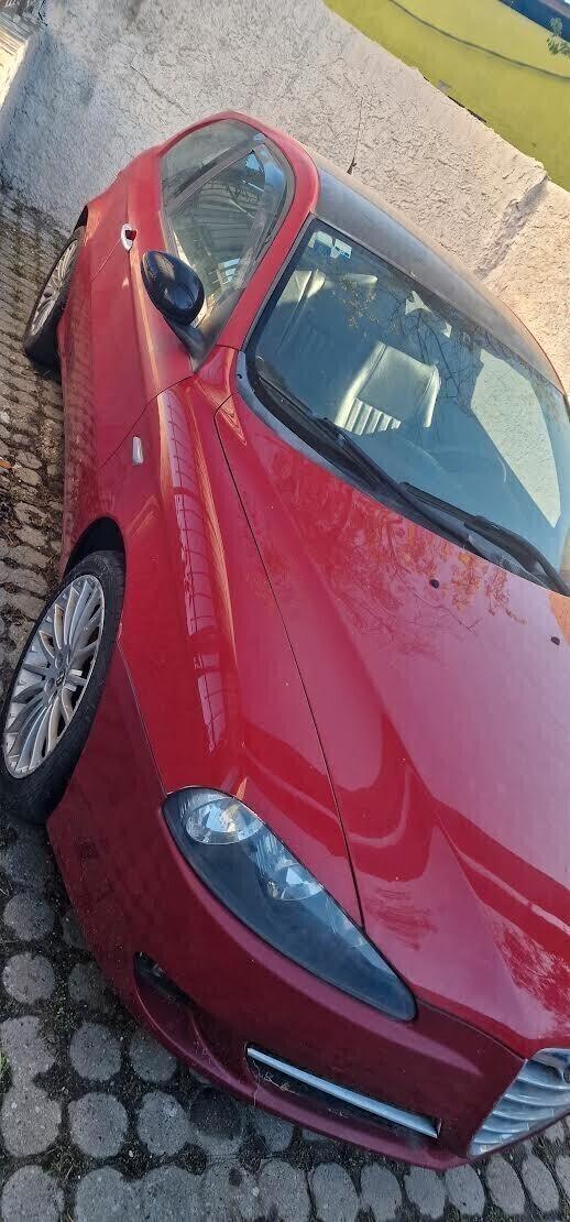 Alfa Romeo 147 1.6i 16V Twin Spark cat 3p. Progression