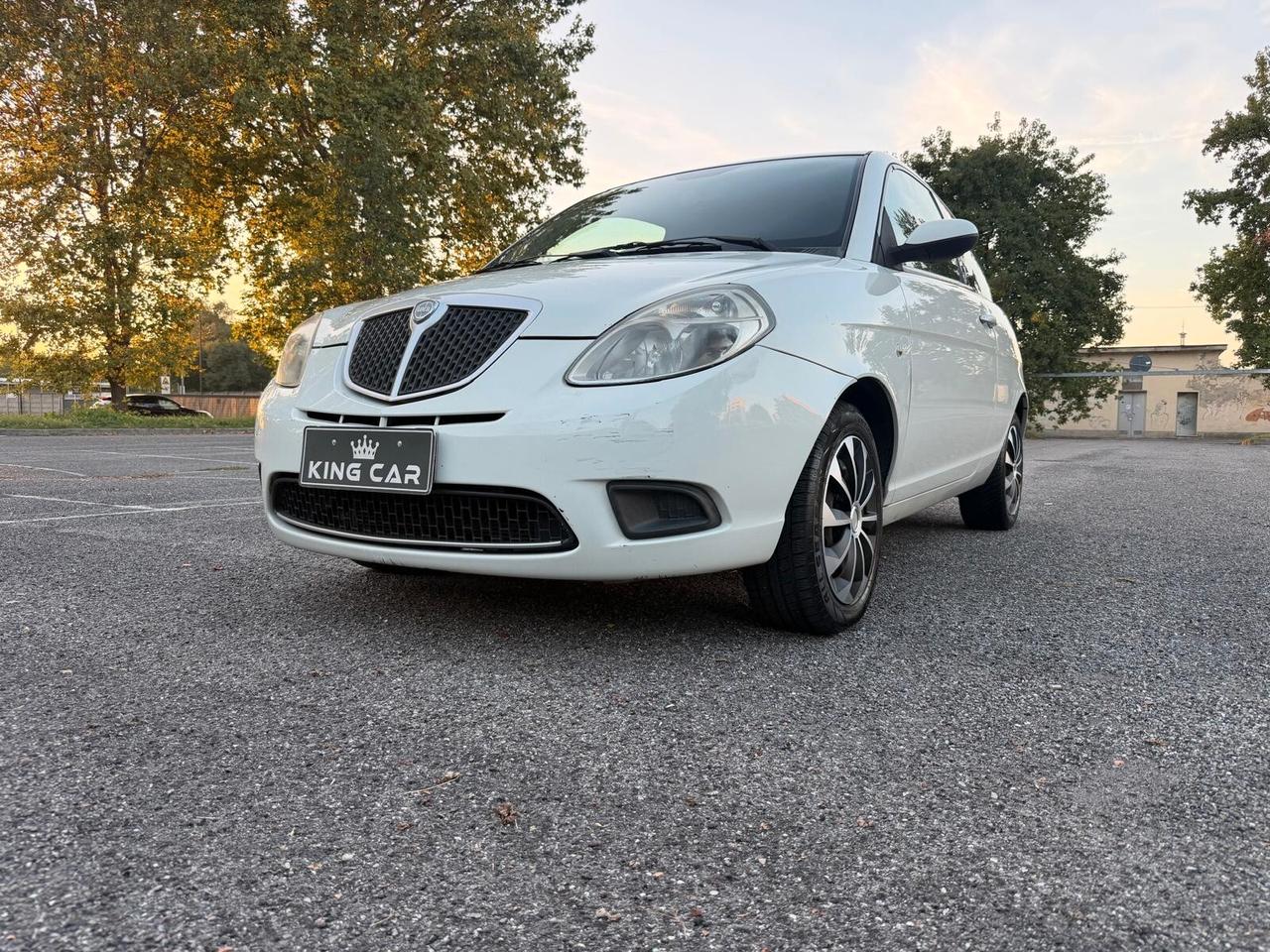 Lancia Ypsilon 1.2 Versus