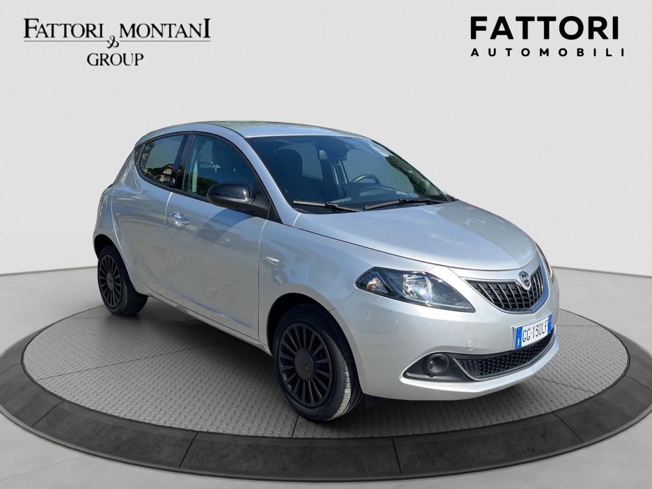 Lancia Ypsilon 1.0 FireFly 5 porte S&S Hybrid Ecochic Gold