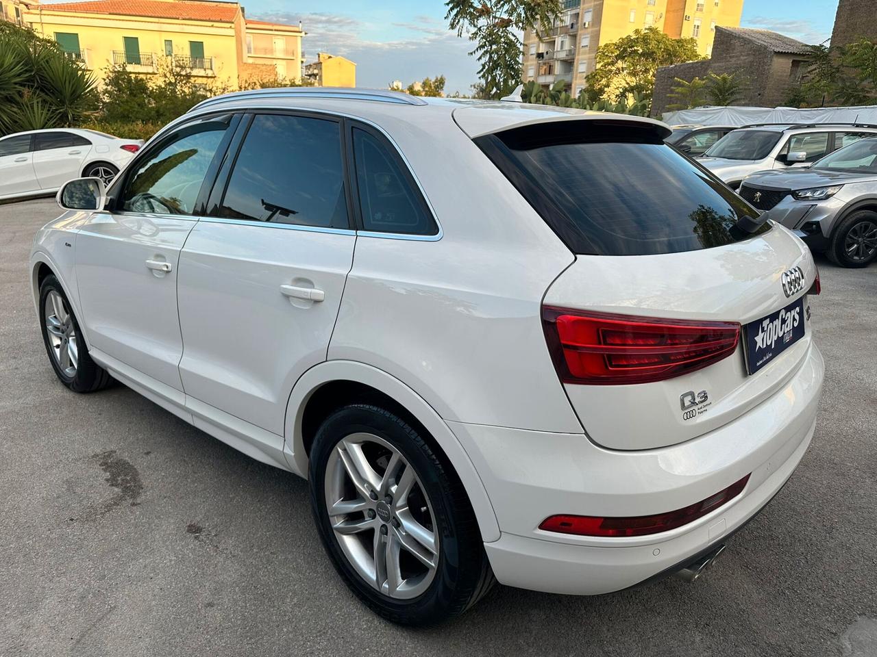 Audi Q3 2.0 TDI Quattro S tronic S Line - 2015
