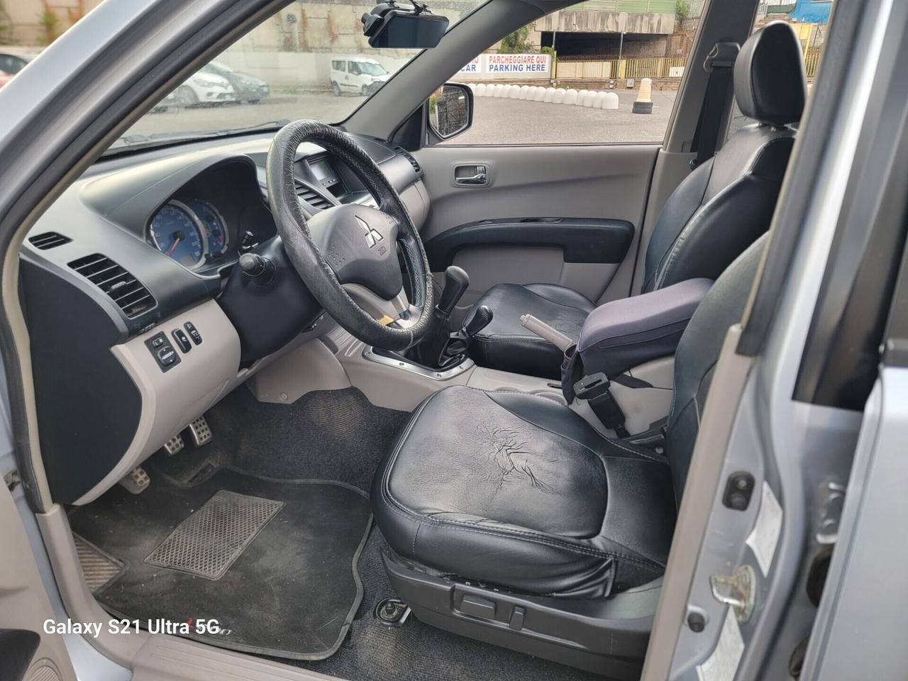 Mitsubishi L200 2.5 DI-D/136CV Double Cab Intense