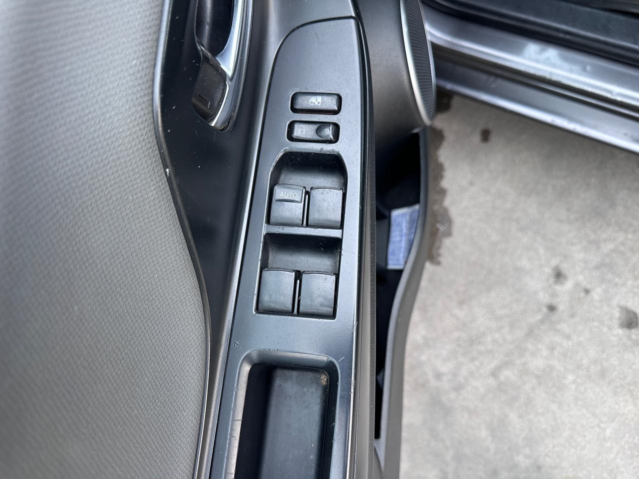Toyota Yaris 1.5 Hybrid 5 porte Business