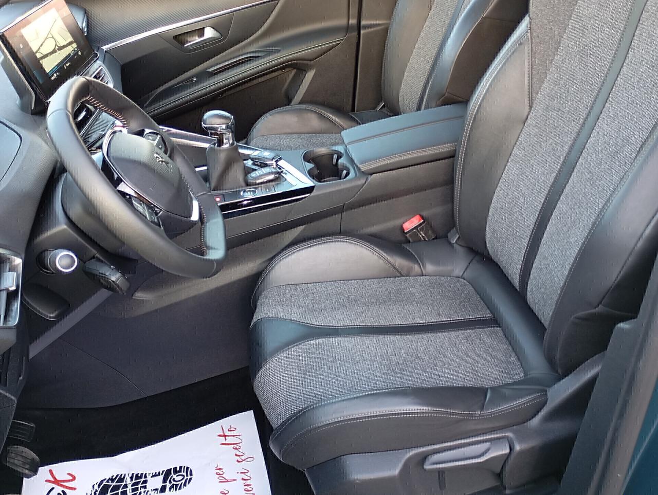 Peugeot 3008 1.2 PureTech Turbo 130CV Allure Pack