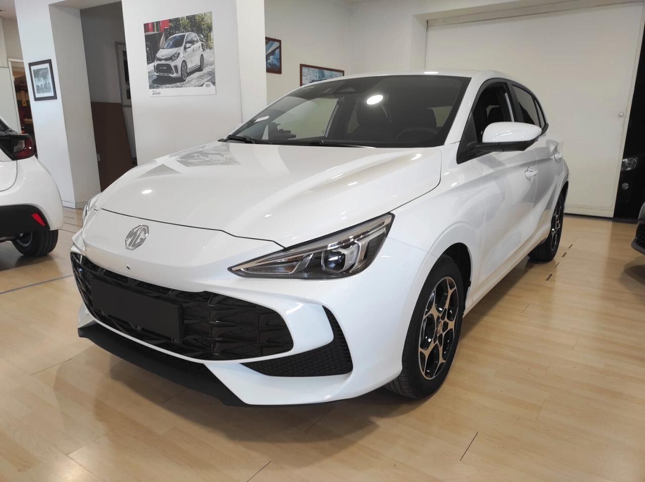 MG 3 1.500 STANDARD 115 CV GARANZIA 7 ANNI