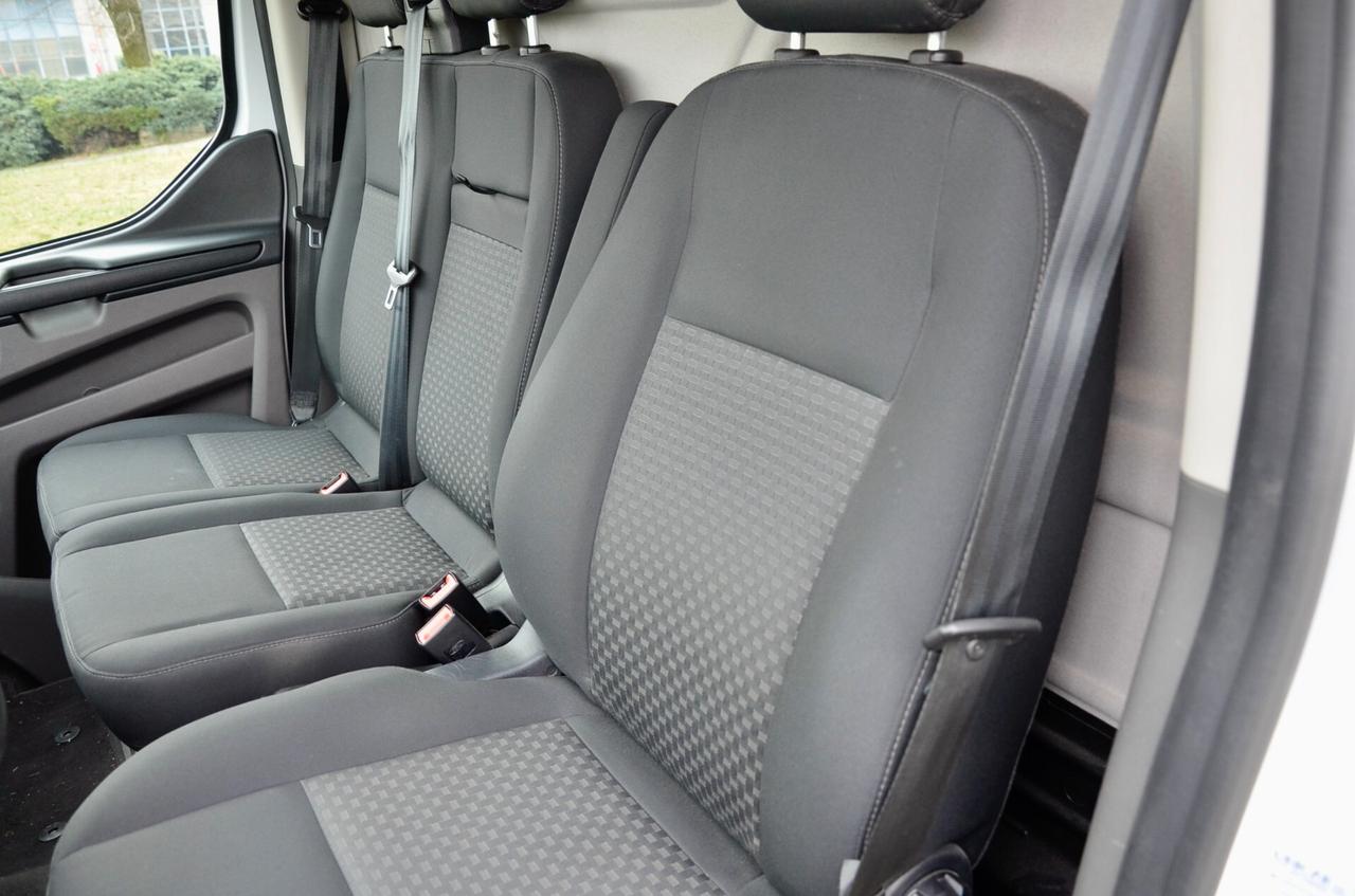 FORD TRANSIT CUSTOM 2.0 130cv, PREZZO PIU' IVA, UNICOPROPRIETARIO, UFF ITALIANA, SERVICE FORD, RIVESTIMENTO INTERNO, PERMUTE